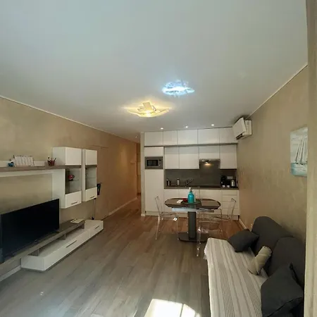 Il Vostro Rifugio Al Centro Di *